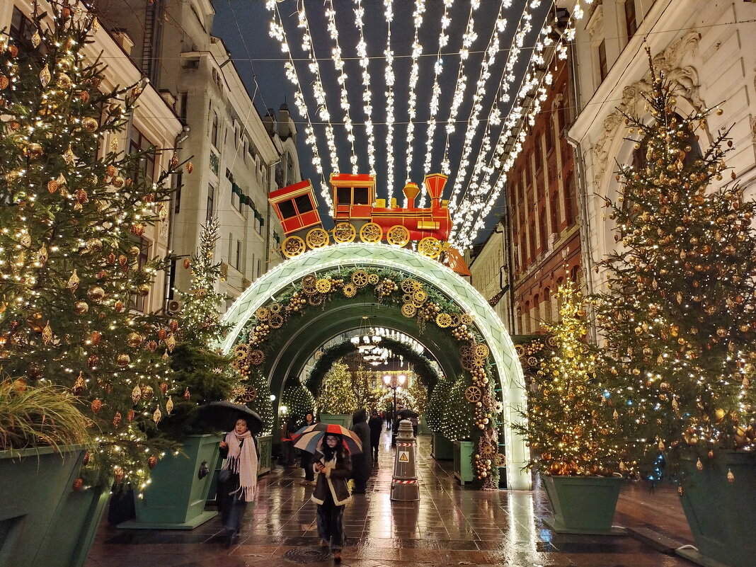 На Кузнецком наковали шестерен и паровозов - Александр Чеботарь На Кузнецком наковали шестерен и паровозов - Александр Чеботарь