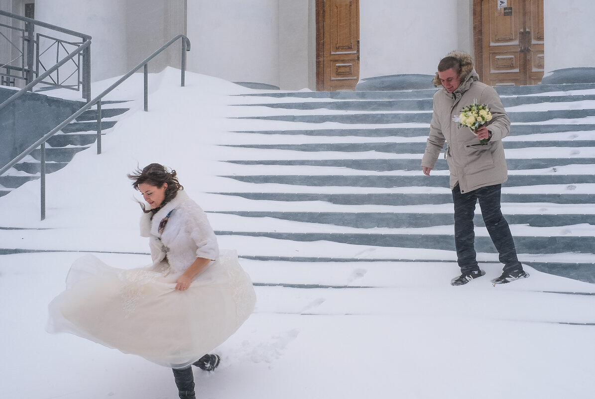 Убежала... - Влад Никишин