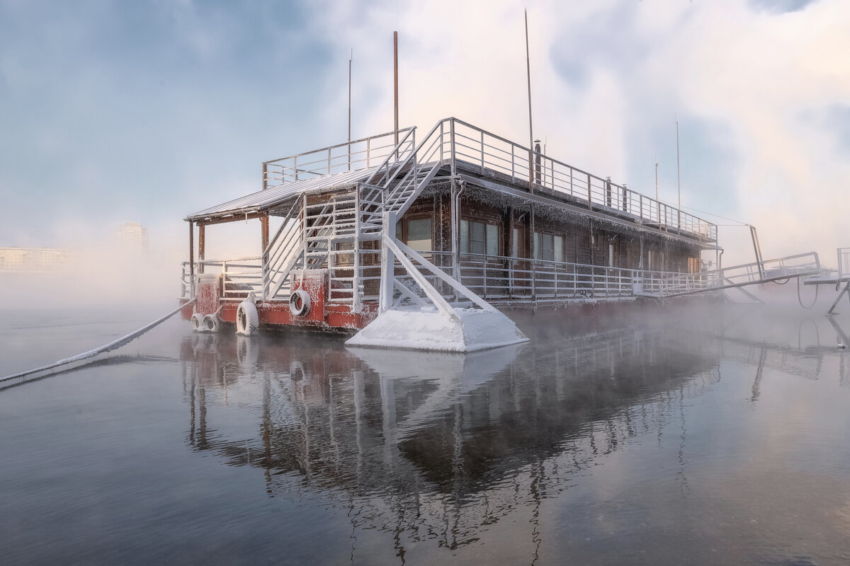 Невесомость - Марина Фомина. Невесомость - Марина Фомина.