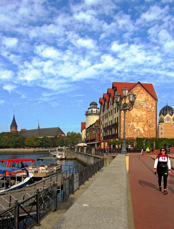 Вдоль причала катеров - Сергей Карачин Вдоль причала катеров - Сергей Карачин