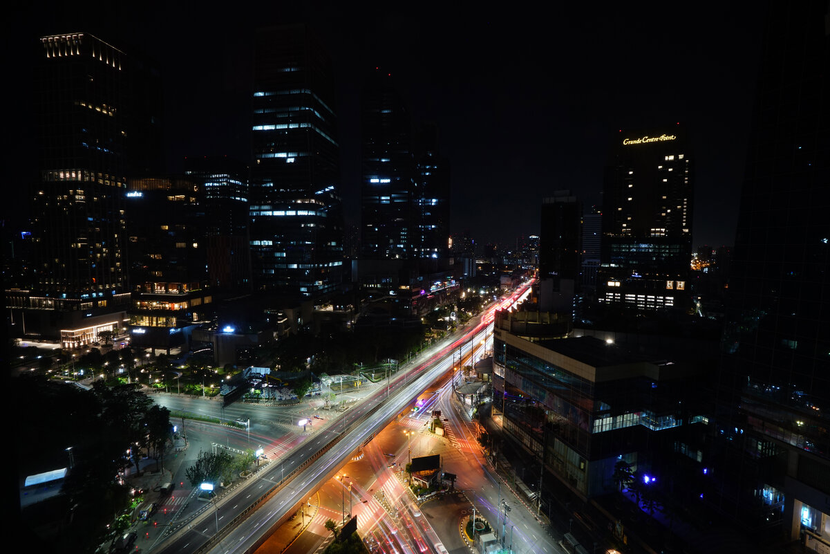 Вечерний Бангкок - Иван Литвинов