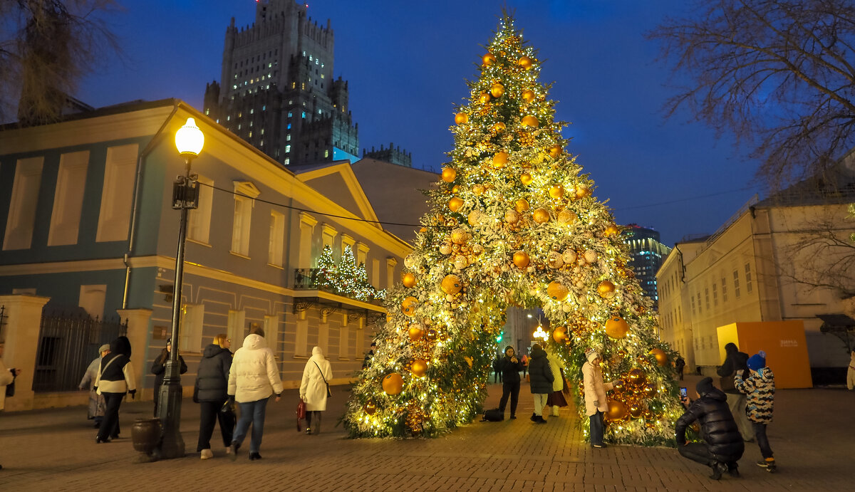 Зарисовка с Арбата - юрий поляков