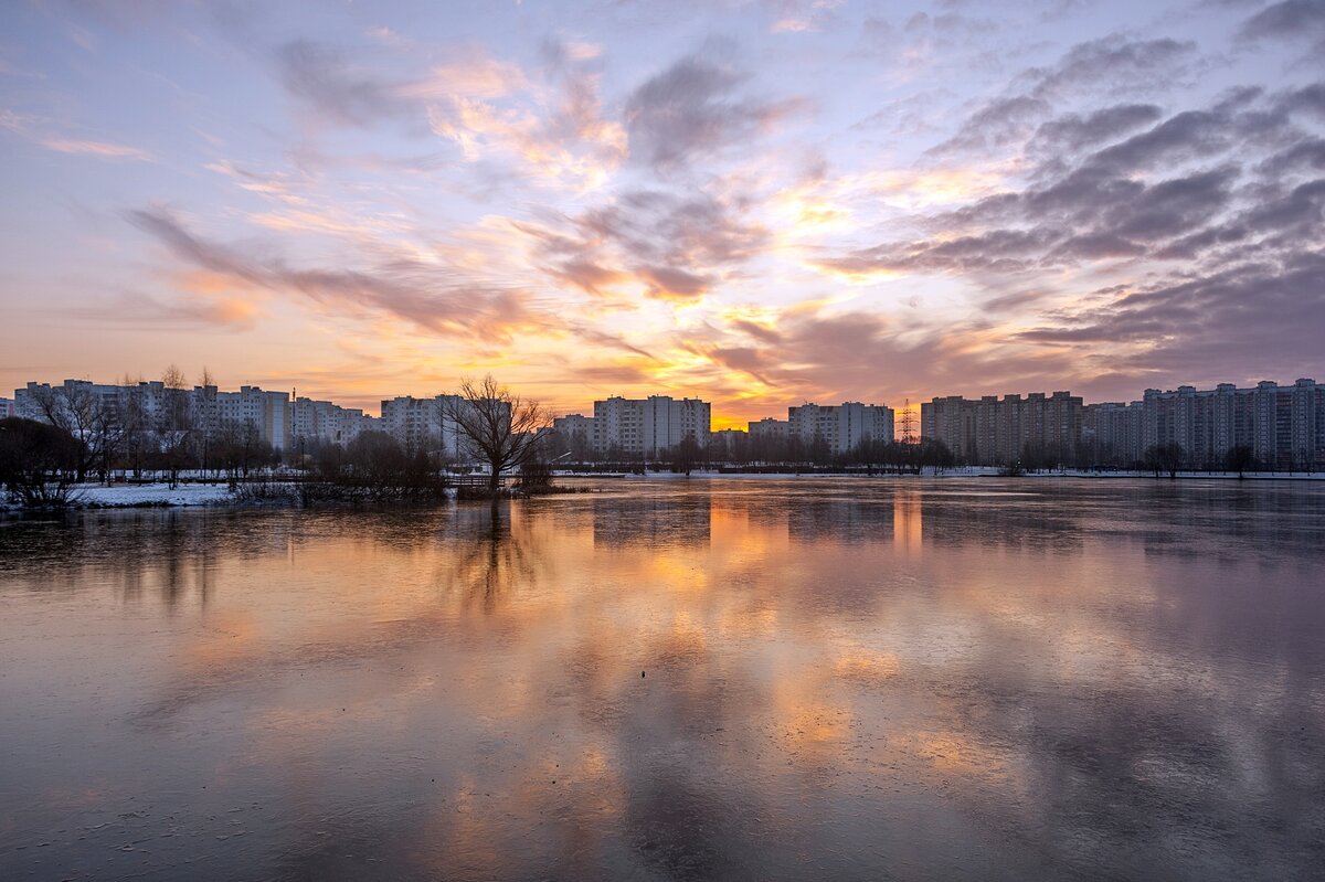 Декабрьское утро - Валерий Иванович