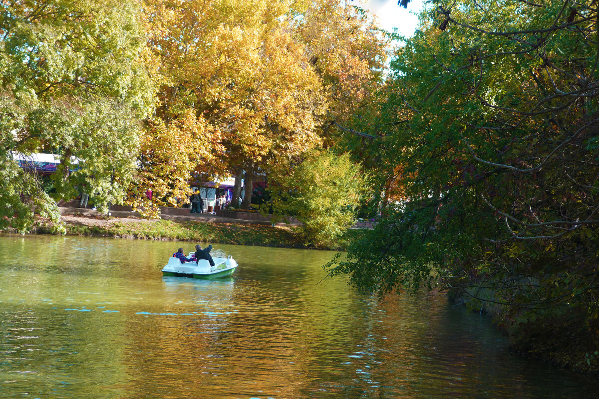 На  катамаране - Валентин Семчишин