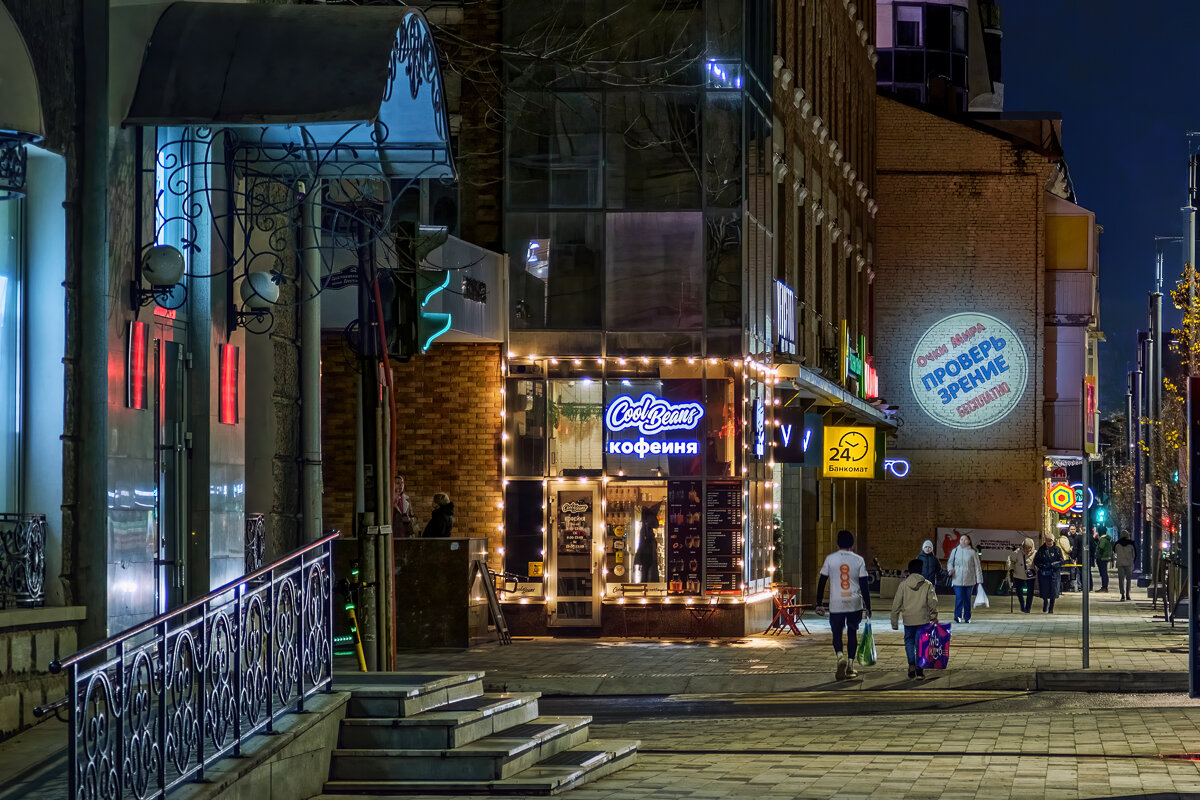 "Неспешно день уходит прочь..." - Сергей Шатохин 