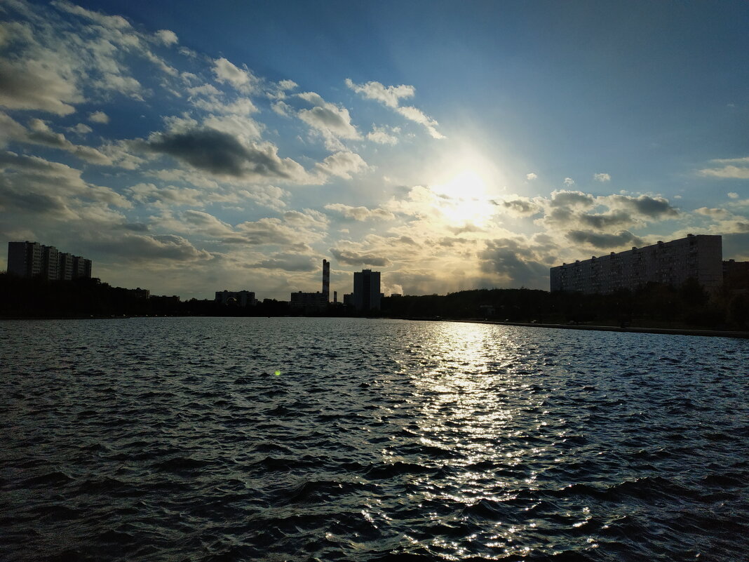 Тема с вариациями. Маюсь. :) - Андрей Лукьянов Тема с вариациями. Маюсь. :) - Андрей Лукьянов