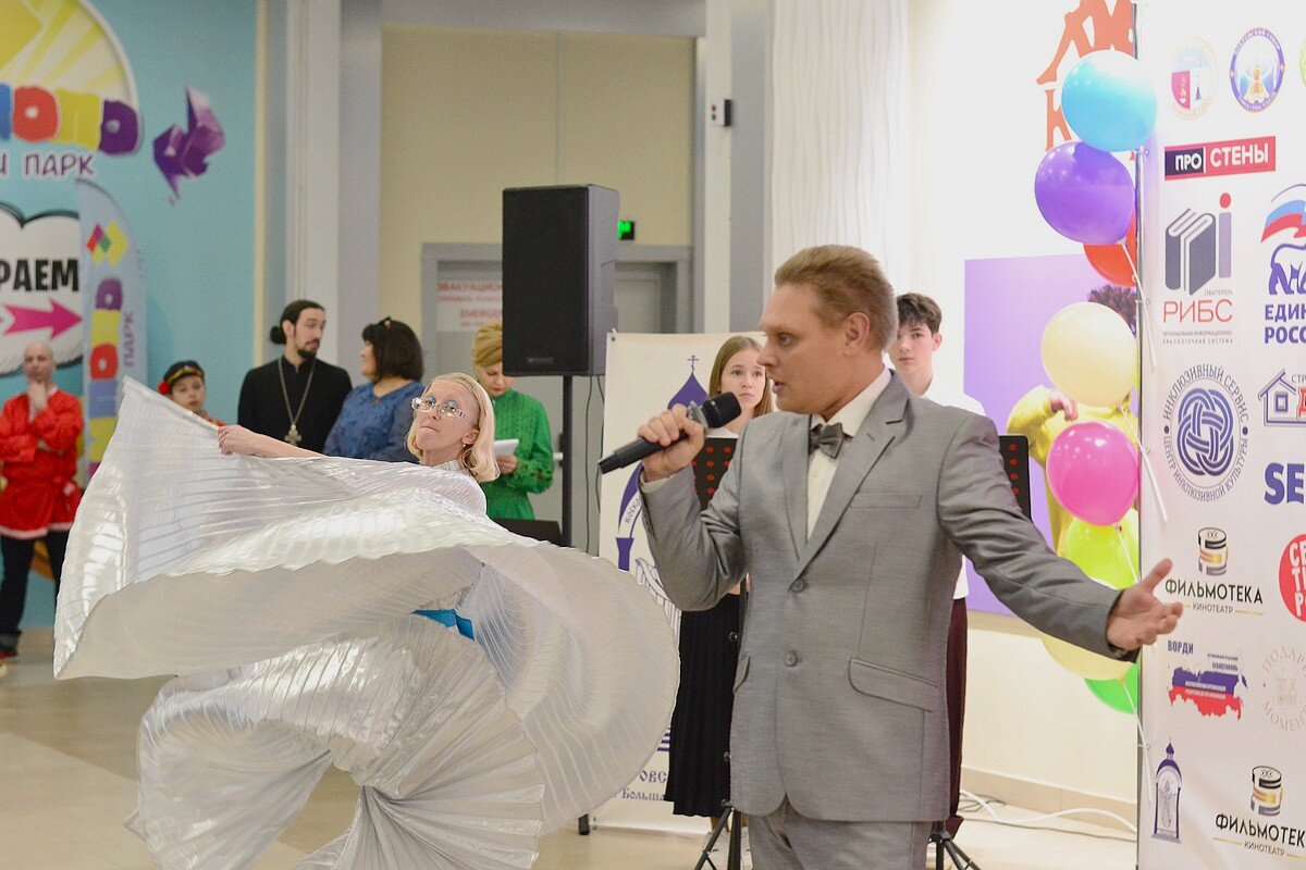 Выступление Ильи Жилякова и танец ангела - Александр Рыжов