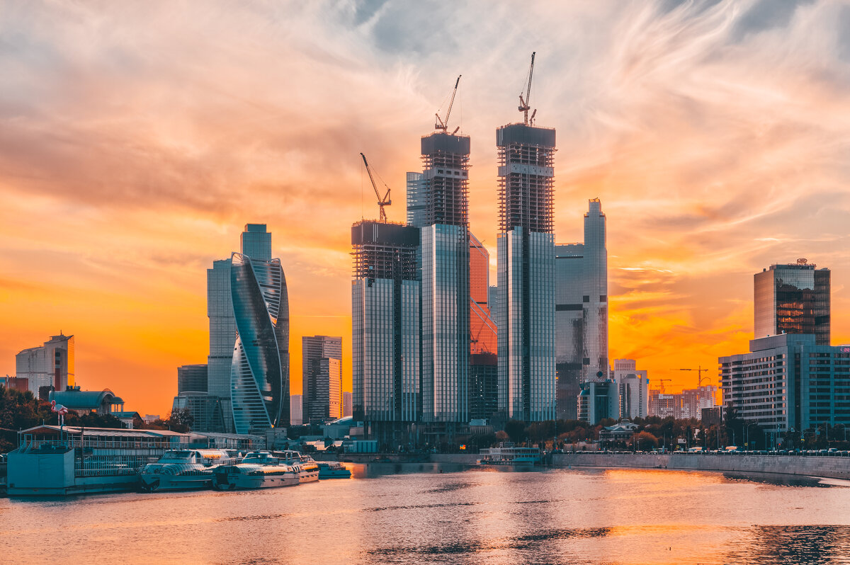 Москва-сити на закате - Игорь Шевченко