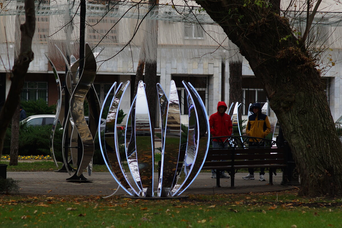 Украшения к Новому году... - Николай Саржанов