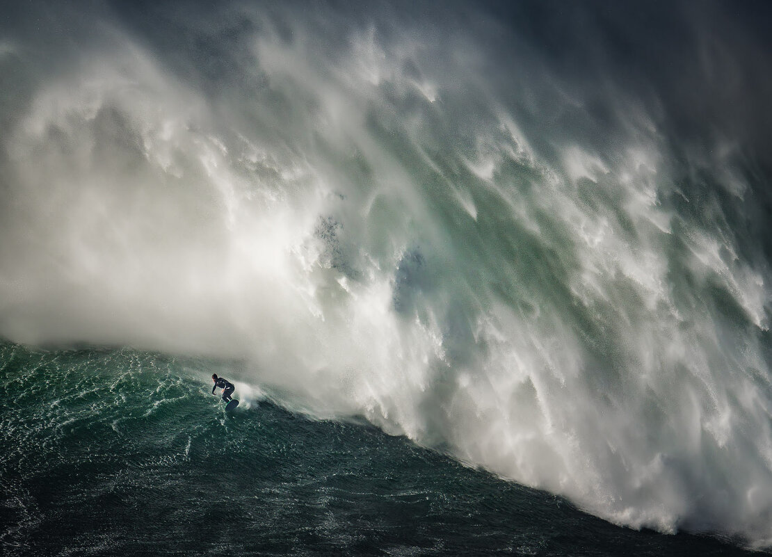 Серфинг. Лучшие из лучших! Здесь ошибки не простительны. Назаре. Португалия - Игорь Геттингер (Igor Hettinger)