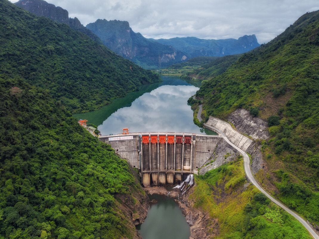 В горах на севере Вьетнама - Дмитрий Шишкин