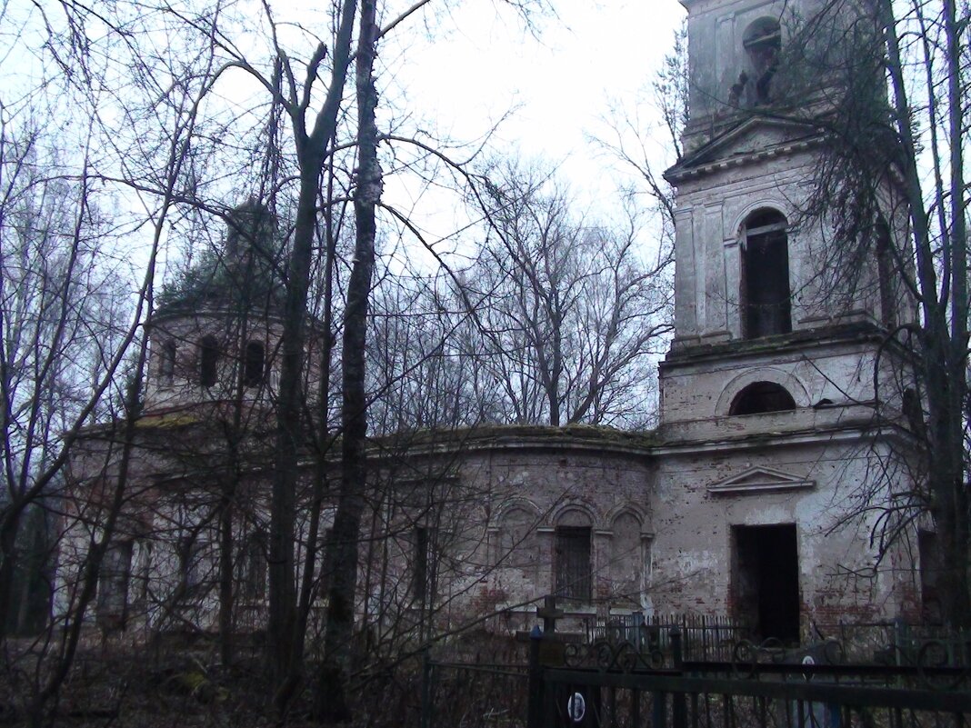 Иоаннопредтеченская церковь - fogmeadowww m