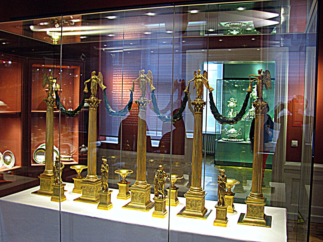 Коллекция художеств дворца Шарлоттенбург. - Владимир Драгунский Коллекция художеств дворца Шарлоттенбург. - Владимир Драгунский