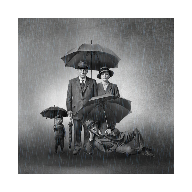 семейный портрет  под дождём - старик 