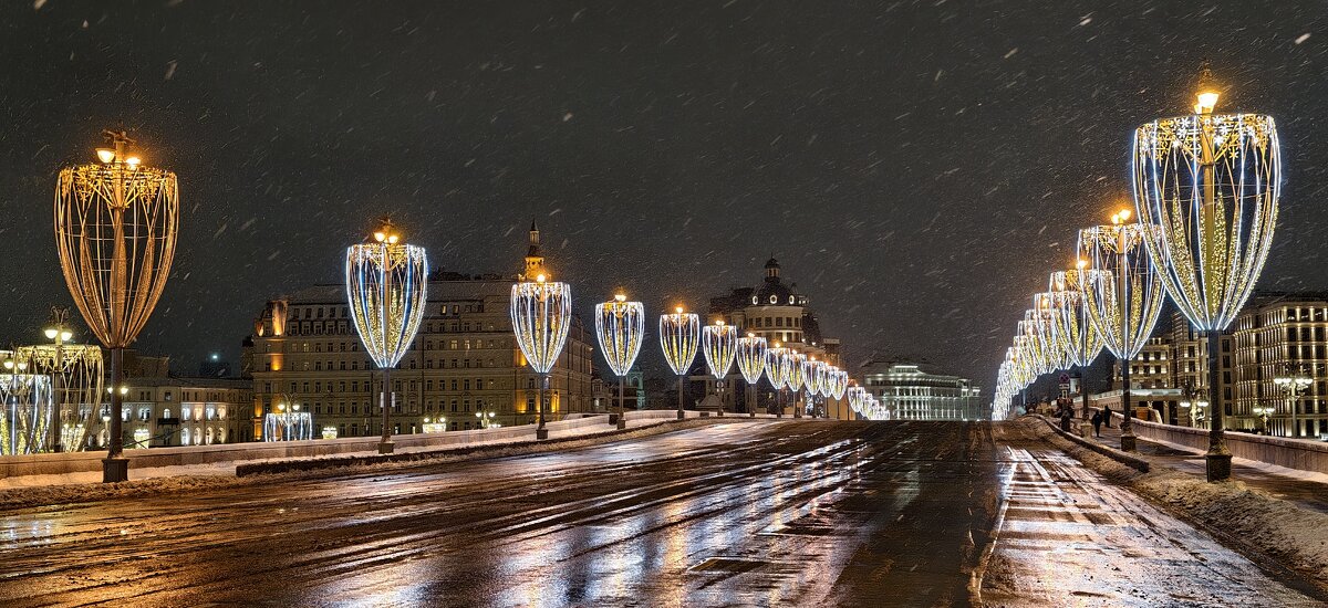 Большой Москворецкий мост - <<< Наташа >>>