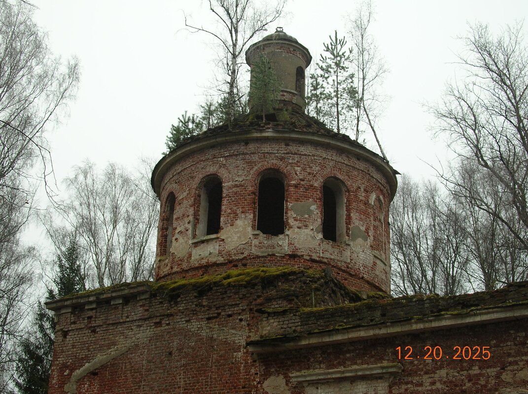 Иоаннопредтеченская церковь - fogmeadowww m