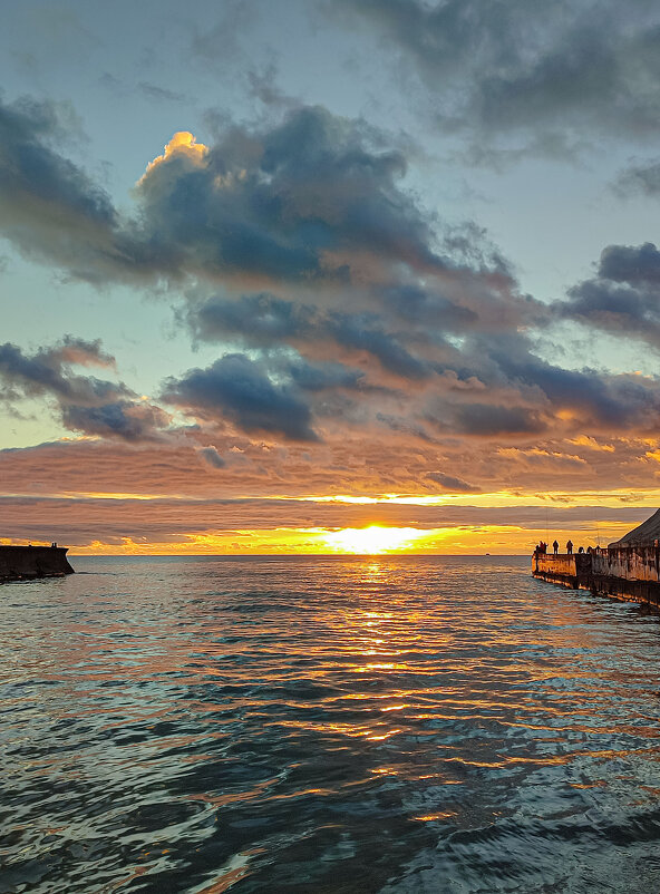 Закат в устье р. Кудепста / Сочи. Декабрь 2025 г./ - Сергей Романов