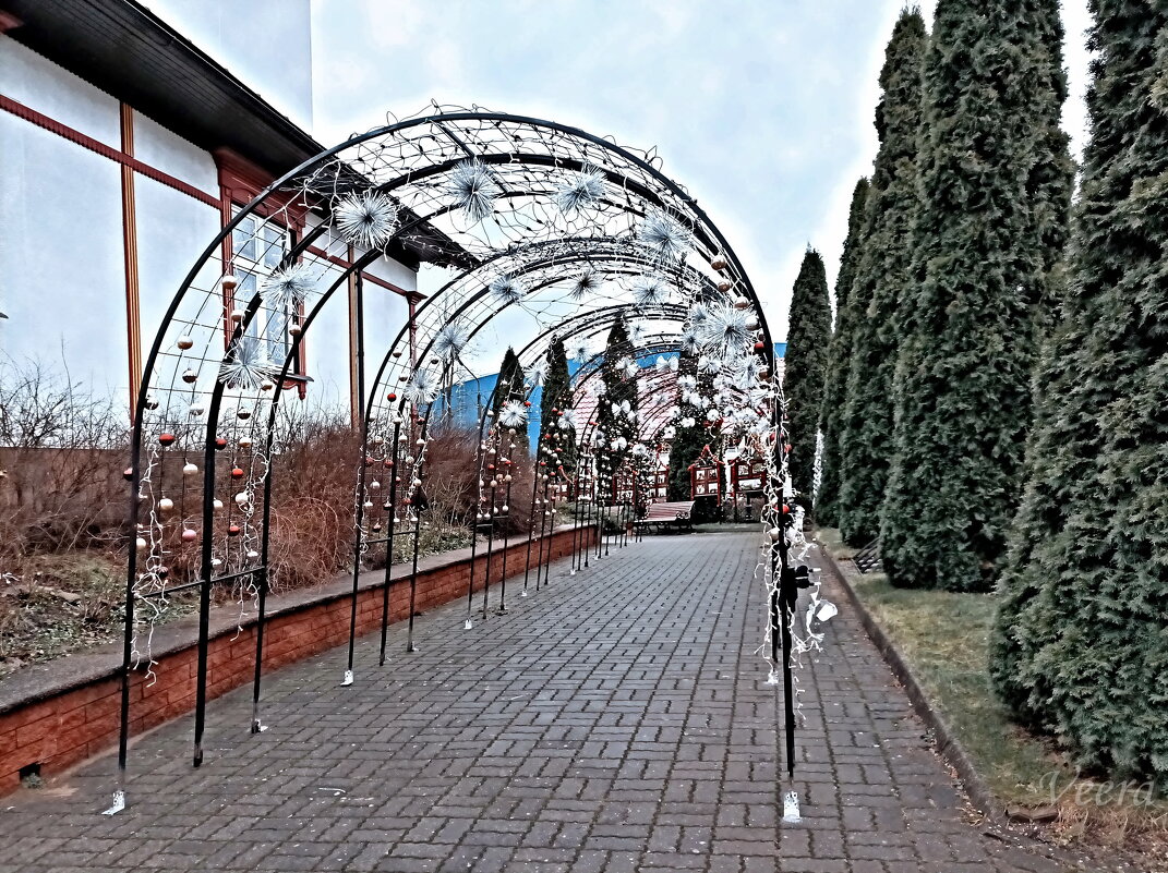 У стен храма - Veera V