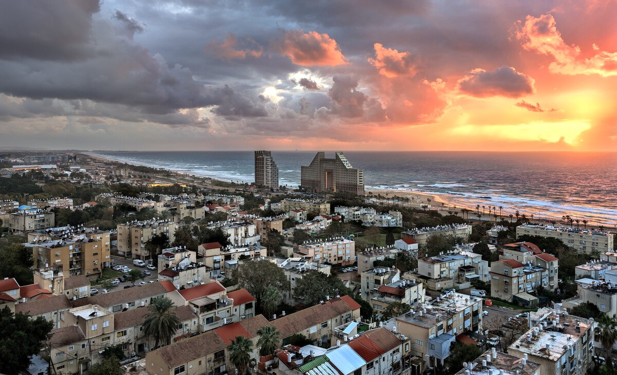 Хайфа. Закат. - Эмиль 