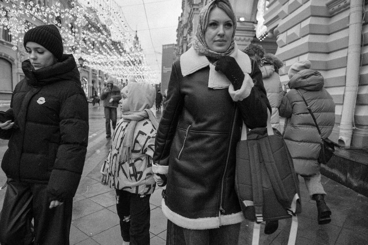 *** - Сергей Золотавин