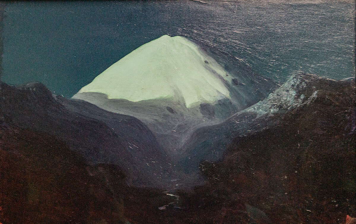 Эльбрус. Лунная ночь (фрагмент) - Ирина Соловьёва Эльбрус. Лунная ночь (фрагмент) - Ирина Соловьёва