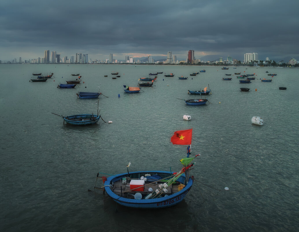 Рыболовный флот Дананга - Дмитрий Шишкин