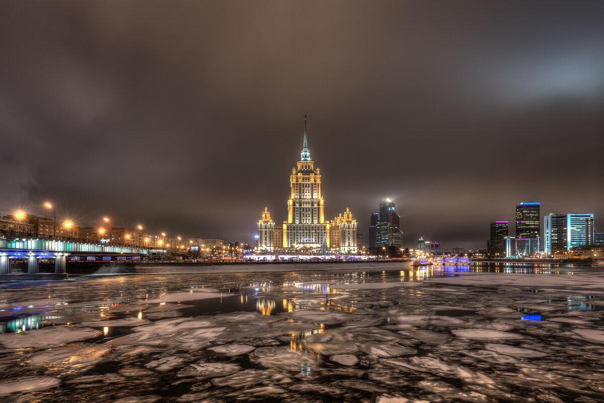 Ледоход на Москва-реке - Игорь Шевченко Ледоход на Москва-реке - Игорь Шевченко