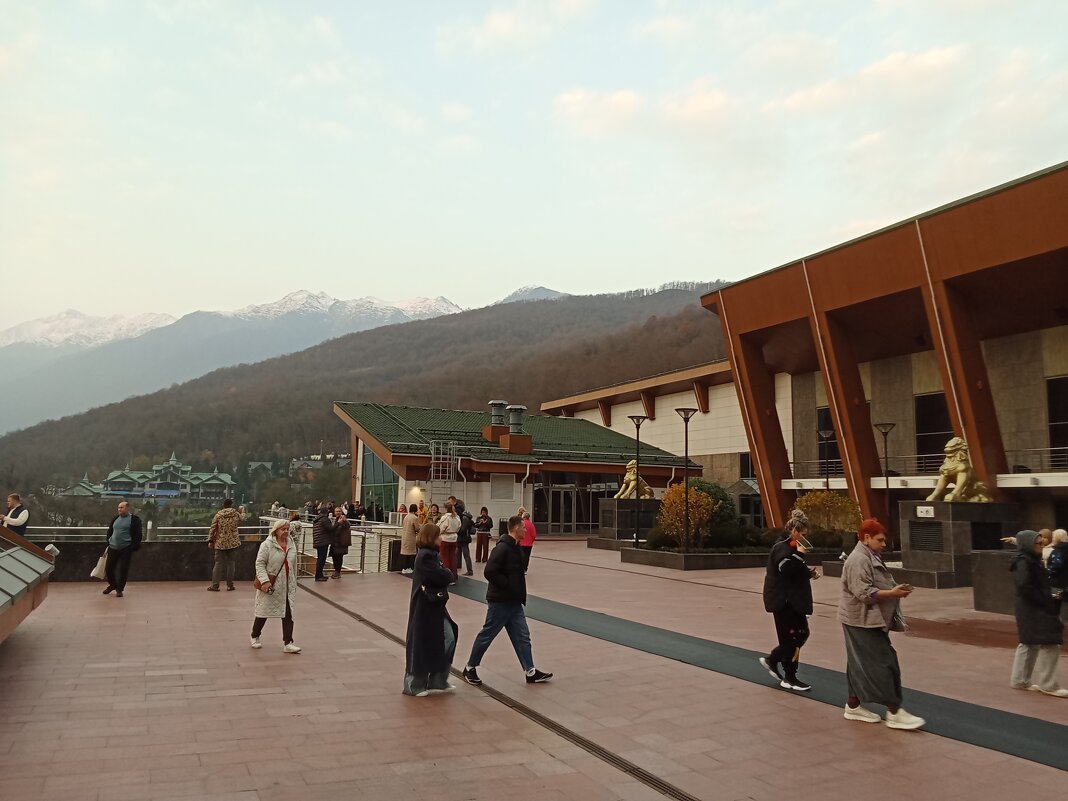 На крыше парка развлечений - Виктор 