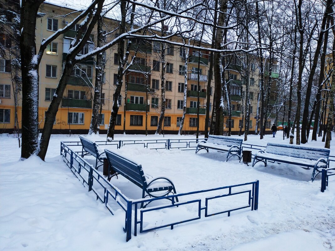 "Вы любите кануны?" - Андрей Лукьянов "Вы любите кануны?" - Андрей Лукьянов