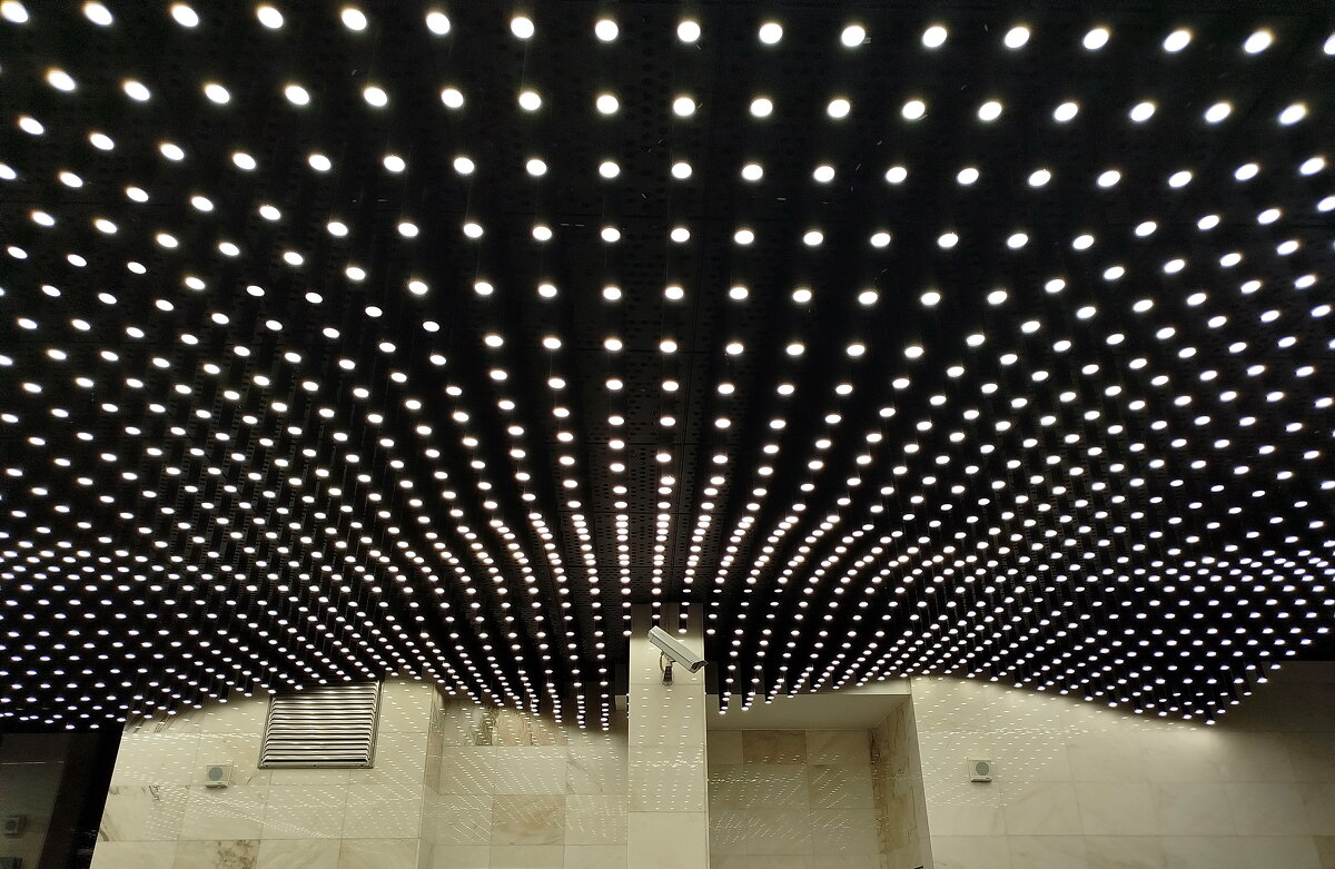 Звездное небо в зимнем городе - Александр Чеботарь