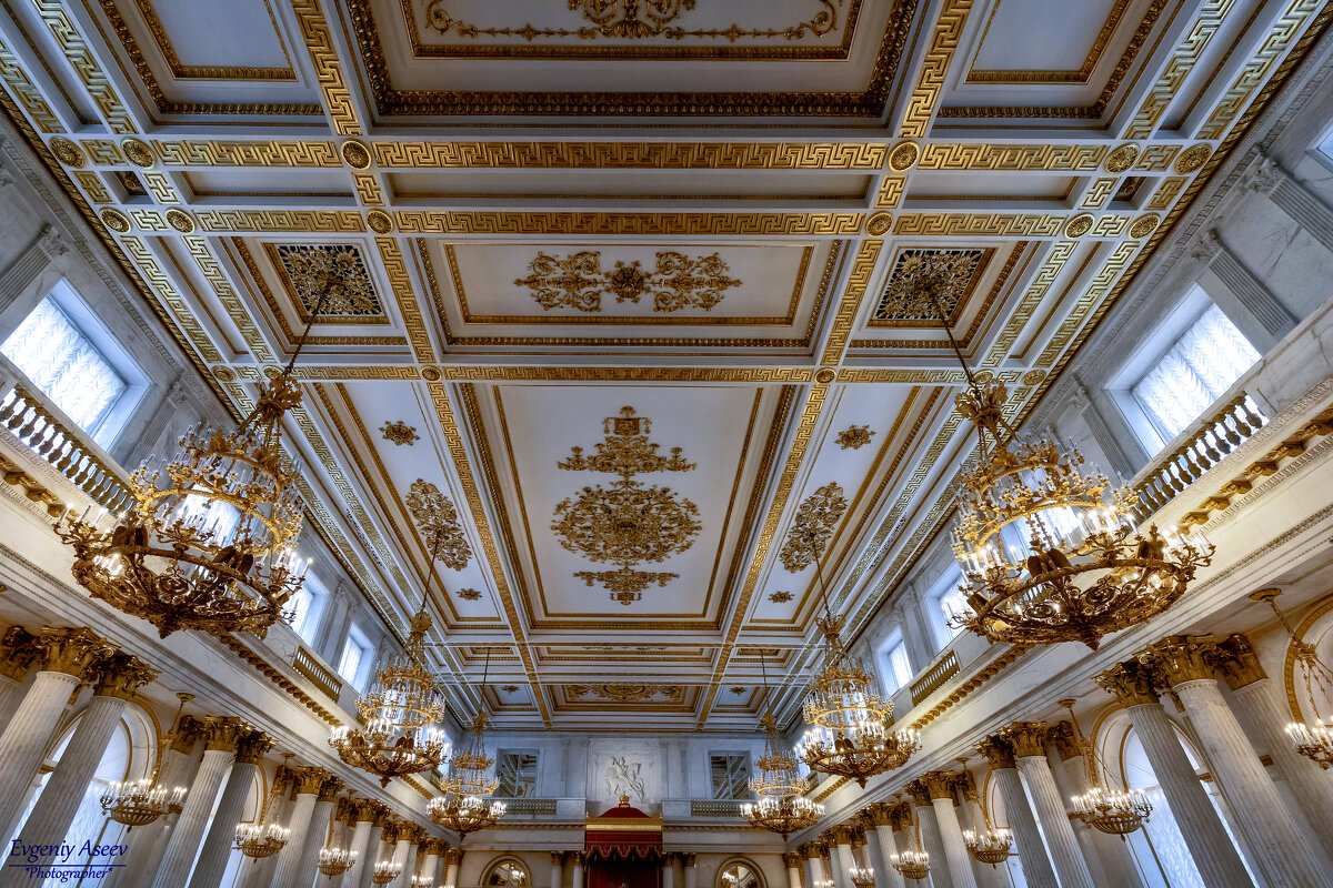 Под сводами залов Эрмитажа - Евгений 