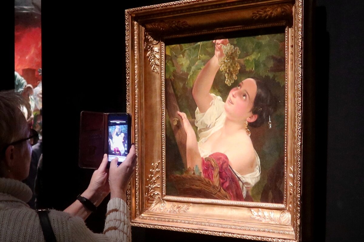 Картина с выставки - Дмитрий И_