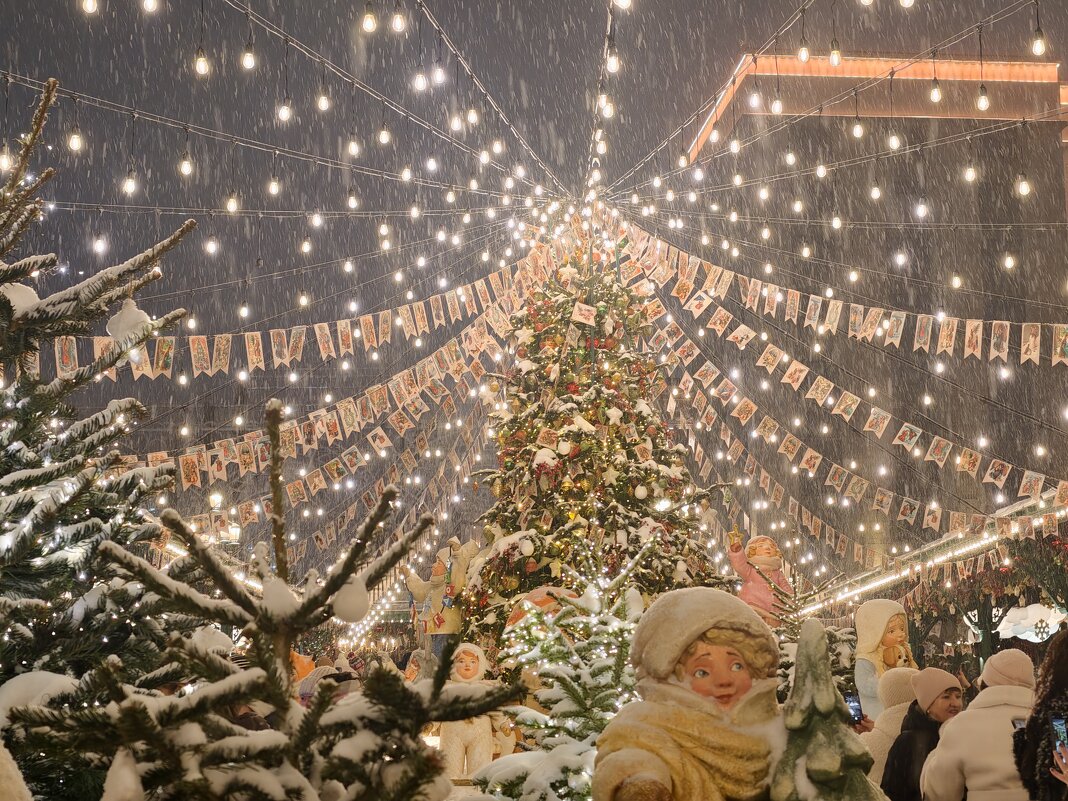 Елка на Манежке-2 - <<< Наташа >>> Елка на Манежке-2 - <<< Наташа >>>