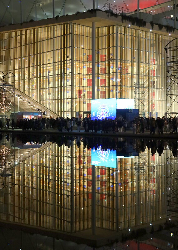 В парке. - Оля Богданович