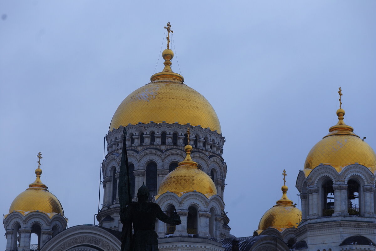 Собор и памятник - Юрий Гайворонскiий