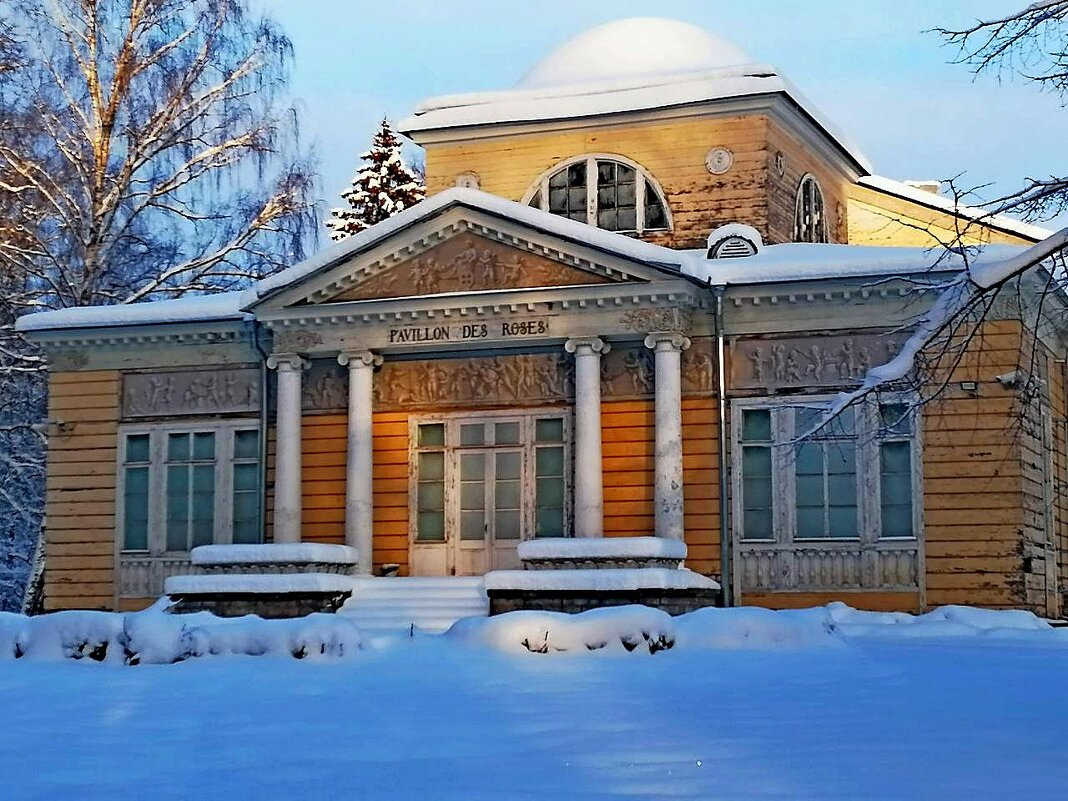 Посещая Павловск... - Vladimir Semenchukov