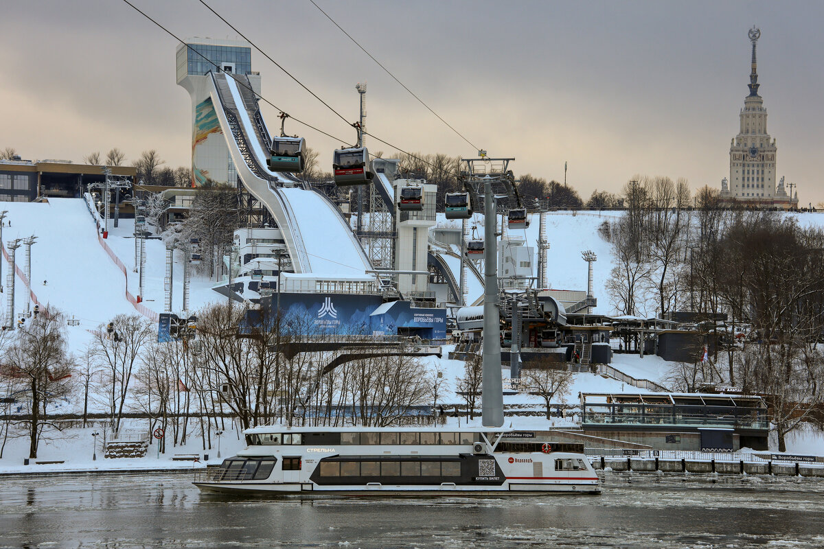Воробьевы горы - skijumper Иванов