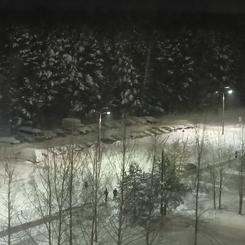 снег на автостоянке - Владимир 