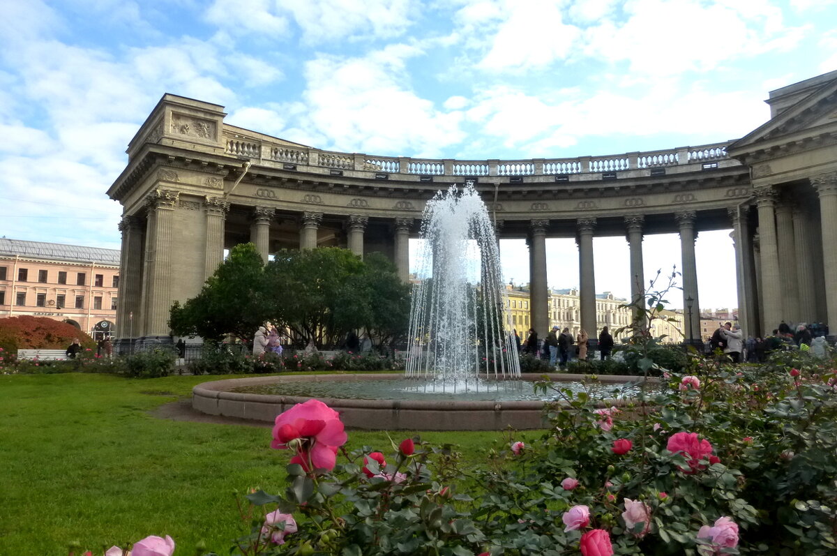 у Казанского - Елена Суханова