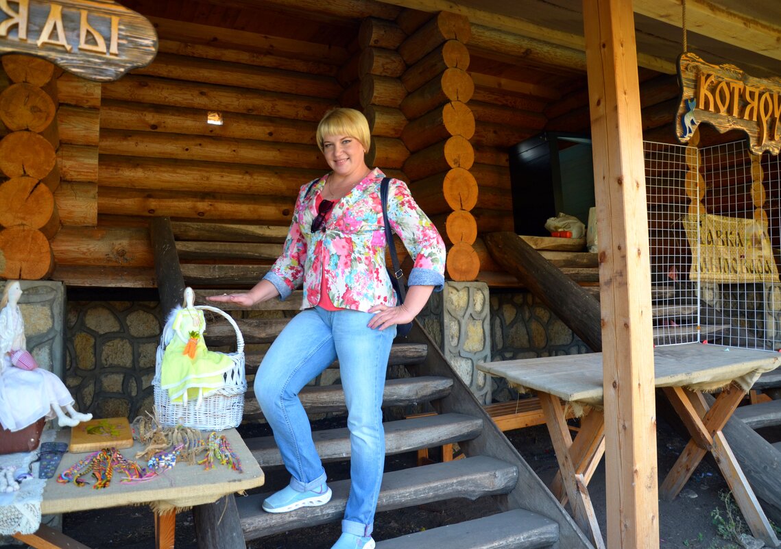 LV - Андрей Л. В.