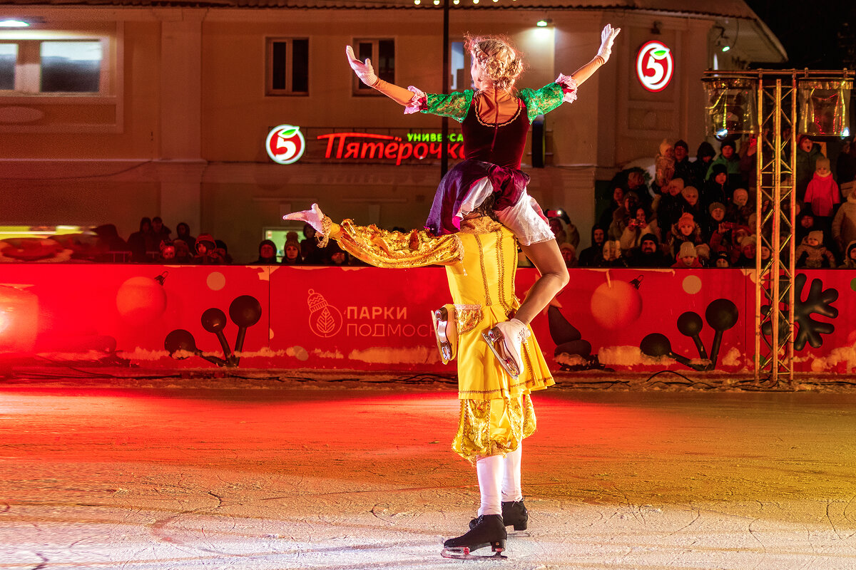 Фрагмент шоу <Щелкунчик> - Анатолий. Chesnavik.