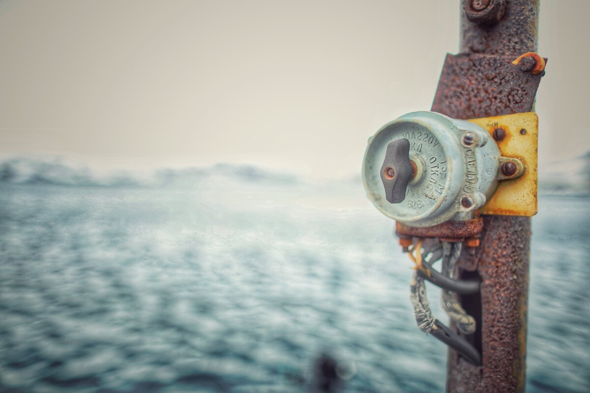 Выключатель - Андрей C