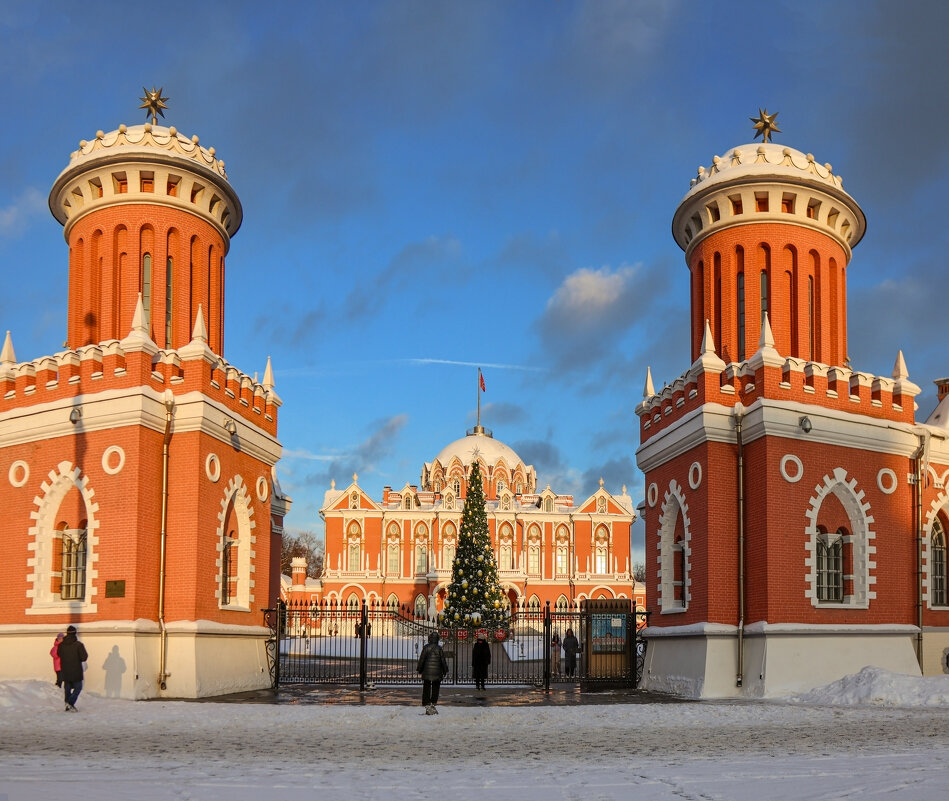 Петровский путевой дворец - skijumper Иванов