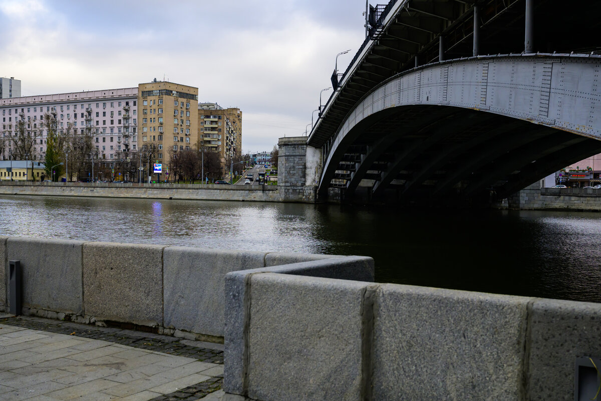 Город. - Валерий Пославский