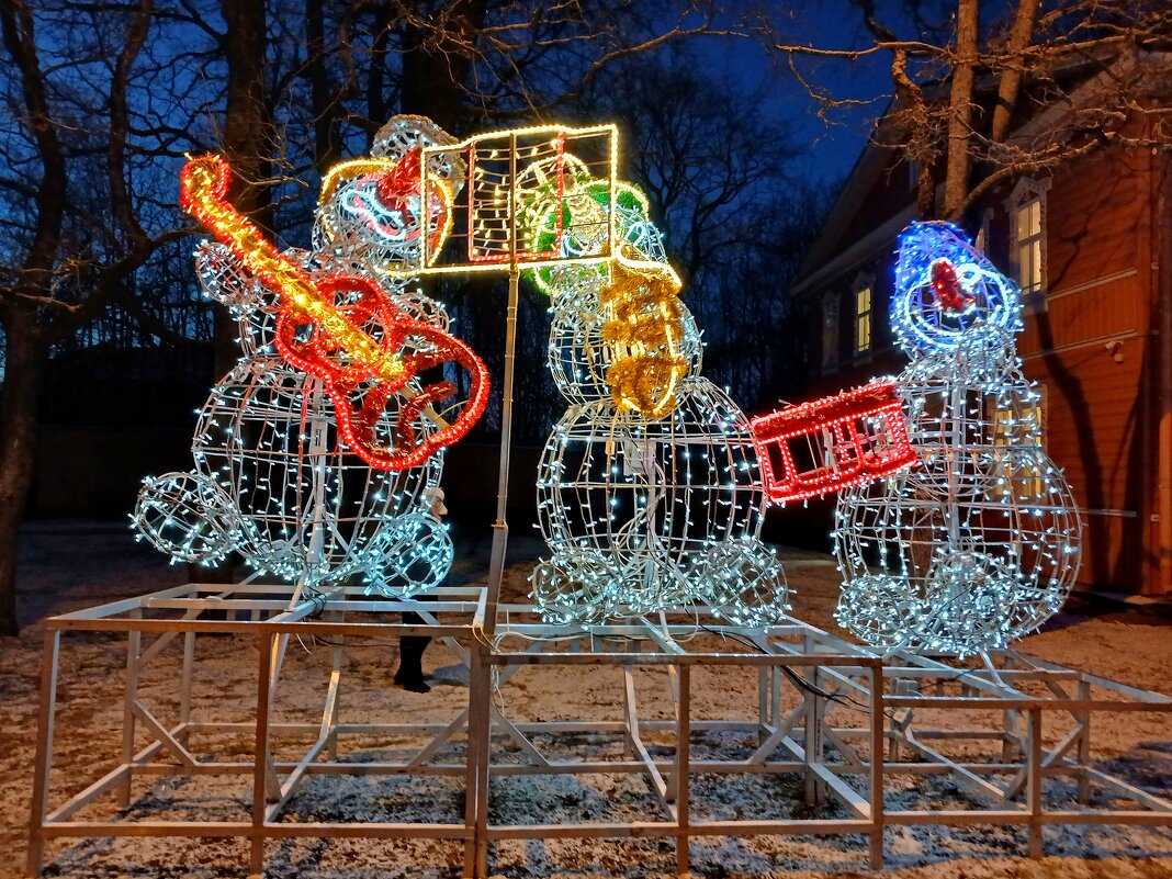 Снеговики музыканты :-) - Лия ☼