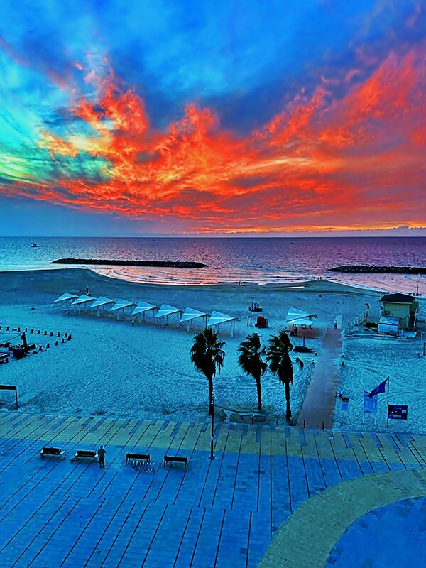 ЗАКАТНАЯ   ФЕЕРИЯ - Анатолий Малобродский