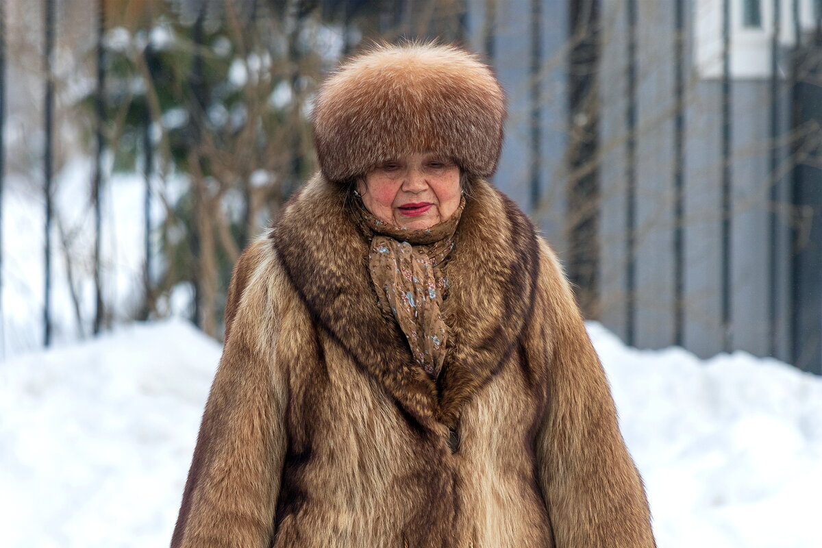 Русской зимой мех не совсем то и роскошь. - Анатолий. Chesnavik.