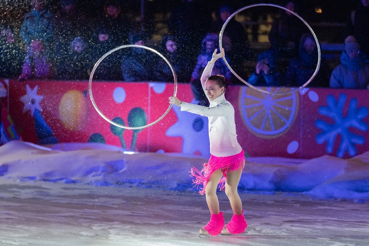 Мария Голубева--артистка цирка на льду. - Виктор Евстратов