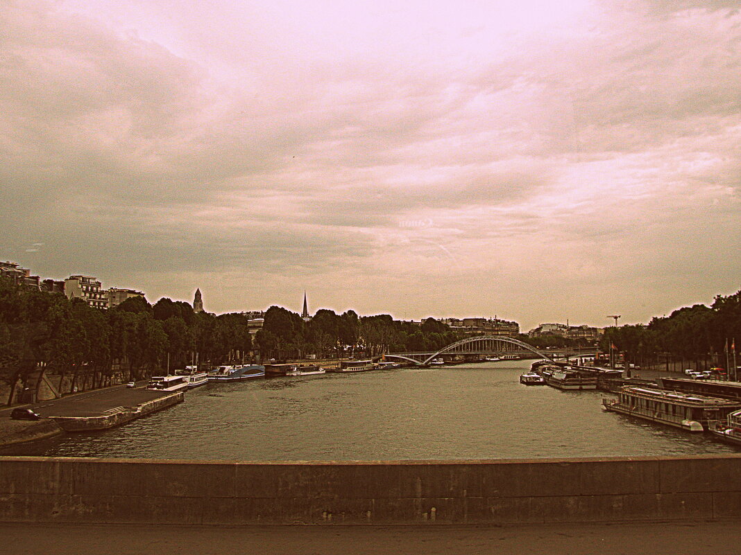 По улицам Парижа. - Владимир Драгунский