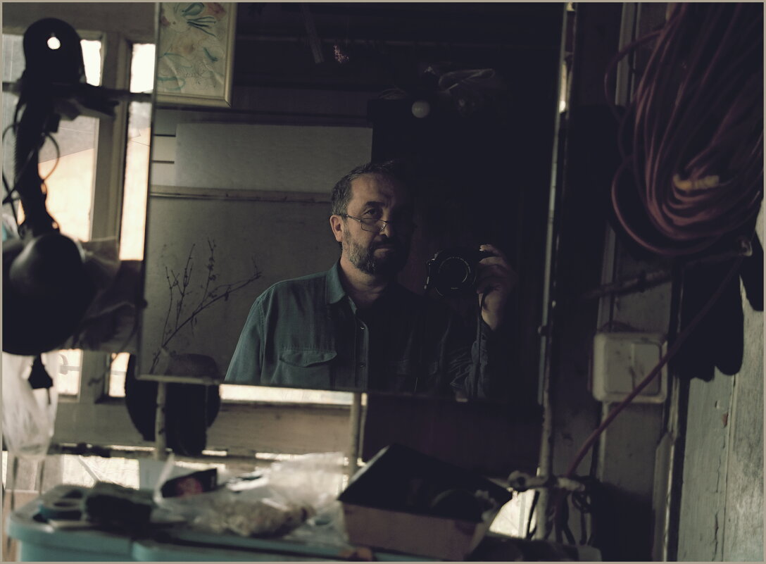 Автопортрет - Алексей Хвастунов